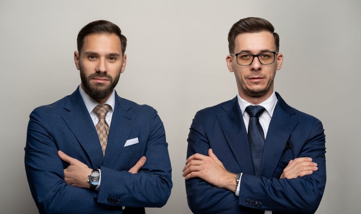 Legalhunt co-founders, Mihnea Zamfirescu & Laurențiu Asaftei, representing business leadership in Romania.